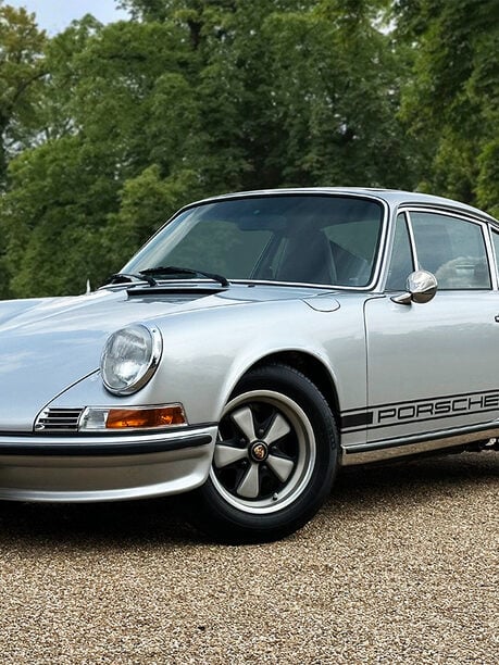 Porsche 911 Carrera Sport Back-Date