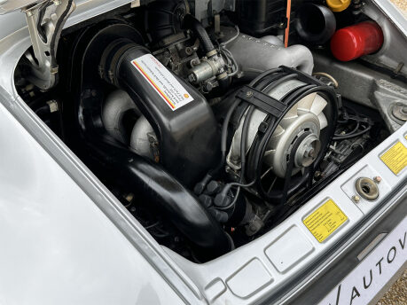 Porsche 911 Carrera Sport Back-Date 90