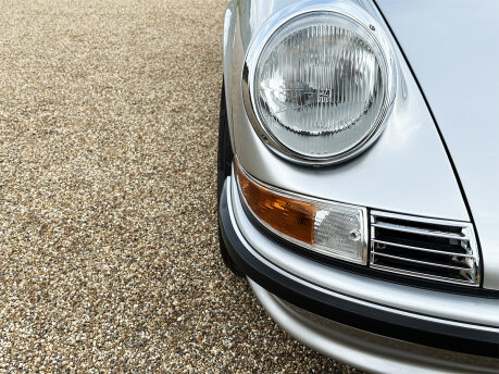 Porsche 911 Carrera Sport Back-Date 17