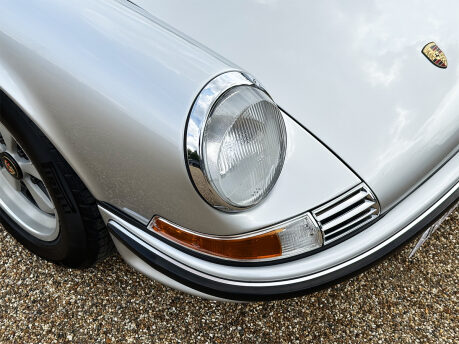 Porsche 911 Carrera Sport Back-Date 16