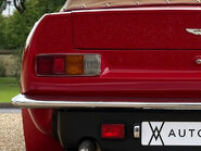 Aston Martin V8 VOLANTE 27