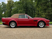 Aston Martin V8 VOLANTE 6