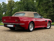 Aston Martin V8 VOLANTE 7