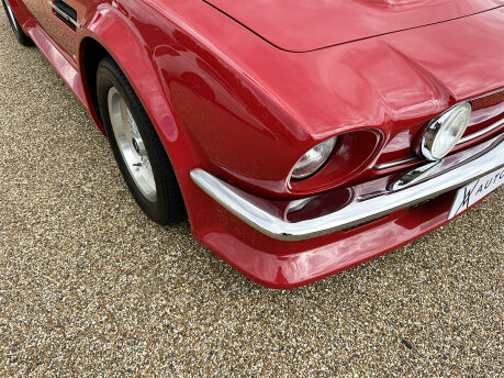 Aston Martin V8 VOLANTE 19