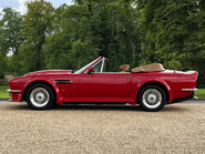 Aston Martin V8 VOLANTE 11
