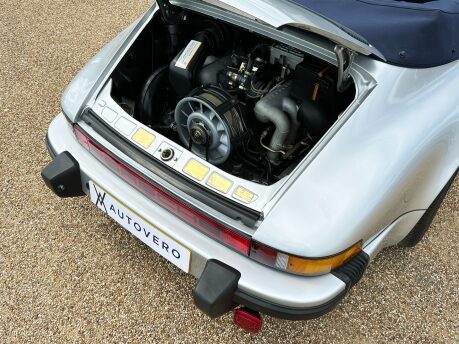 Porsche 911 CARRERA 3.2 CONVERTIBLE 75
