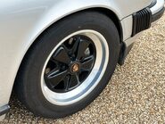 Porsche 911 CARRERA 3.2 CONVERTIBLE 48