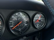 Porsche 911 CARRERA 3.2 CONVERTIBLE 66