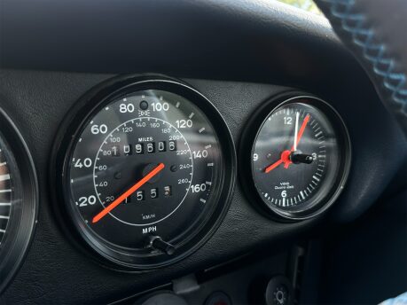 Porsche 911 CARRERA 3.2 CONVERTIBLE 66