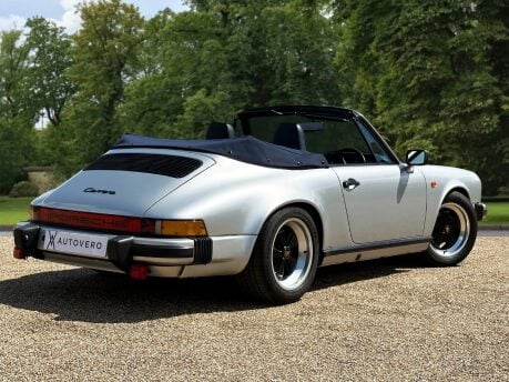 Porsche 911 CARRERA 3.2 CONVERTIBLE 5
