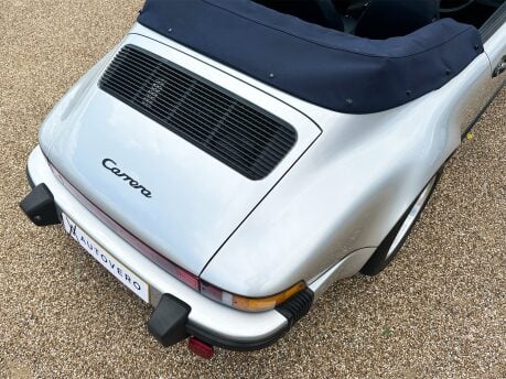 Porsche 911 CARRERA 3.2 CONVERTIBLE 32