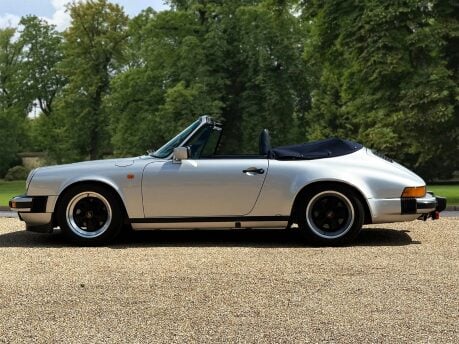 Porsche 911 CARRERA 3.2 CONVERTIBLE 8