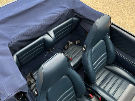 Porsche 911 CARRERA 3.2 CONVERTIBLE 62