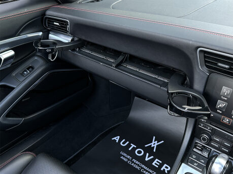 Porsche 911 C2S CONVERTIBLE 68