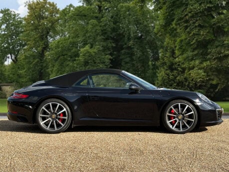 Porsche 911 C2S CONVERTIBLE 4