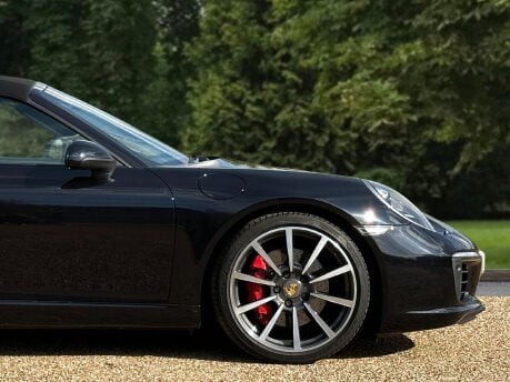 Porsche 911 C2S CONVERTIBLE 11