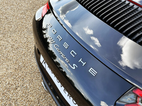 Porsche 911 C2S CONVERTIBLE 32