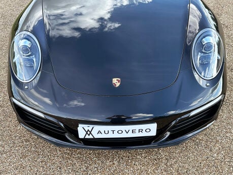 Porsche 911 C2S CONVERTIBLE 29