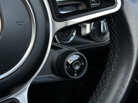 Porsche 911 C2S CONVERTIBLE 59