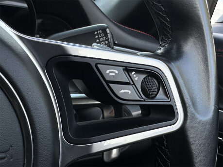 Porsche 911 C2S CONVERTIBLE 58