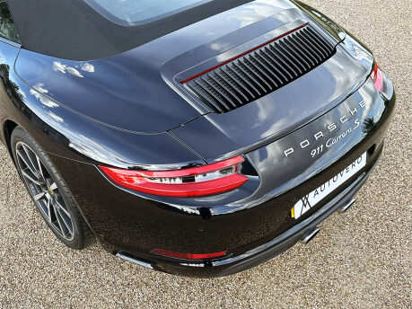 Porsche 911 C2S CONVERTIBLE 27