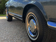 Mercedes-Benz SL Series 230 SL 14