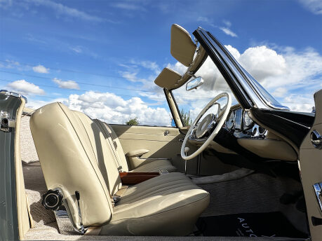 Mercedes-Benz SL Series 230 SL 54