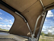 Mercedes-Benz SL Series 230 SL 81