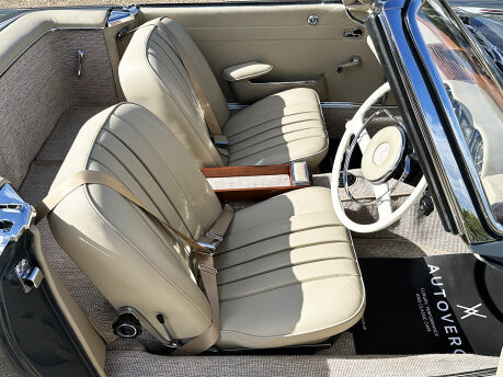 Mercedes-Benz SL Series 230 SL 52