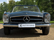Mercedes-Benz SL Series 230 SL 2