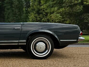 Mercedes-Benz SL Series 230 SL 10