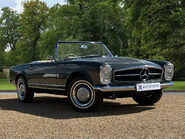 Mercedes-Benz SL Series 230 SL 3