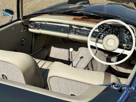 Mercedes-Benz SL Series 230 SL 63