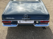 Mercedes-Benz SL Series 230 SL 28