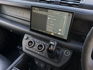 Land Rover Defender V8 76