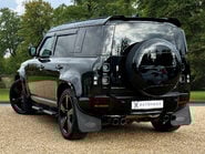 Land Rover Defender V8 7