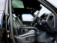 Land Rover Defender V8 44