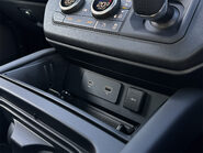 Land Rover Defender V8 67