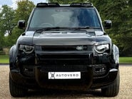 Land Rover Defender V8 2