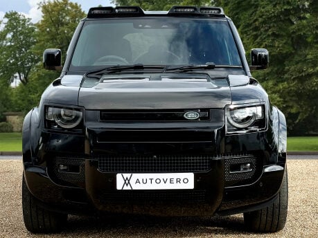 Land Rover Defender V8 2