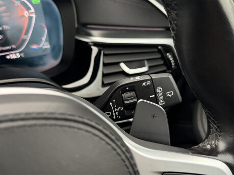 BMW 5 Series 520D M SPORT TOURING MHEV 54