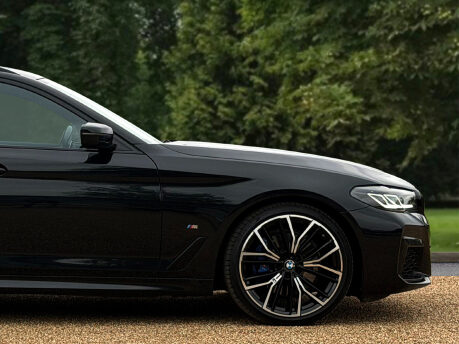 BMW 5 Series 520D M SPORT TOURING MHEV 13