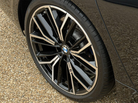 BMW 5 Series 520D M SPORT TOURING MHEV 36
