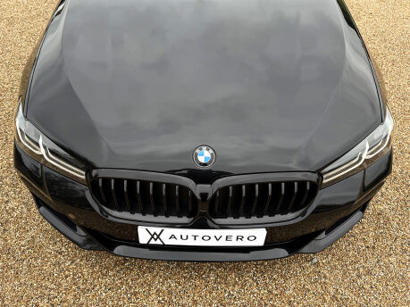 BMW 5 Series 520D M SPORT TOURING MHEV 31