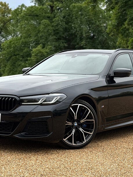 BMW 5 Series 520D M SPORT TOURING MHEV