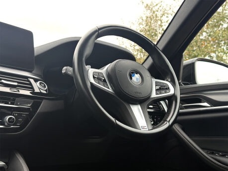 BMW 5 Series 520D M SPORT TOURING MHEV 50