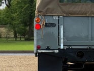 Land Rover Series II A 17