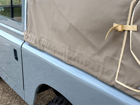 Land Rover Series II A 40