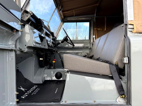 Land Rover Series II A 50