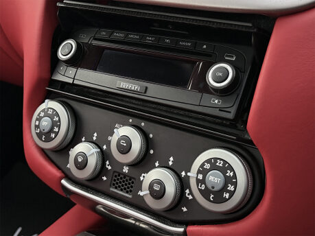 Ferrari 599 GTB FIORANO F1 64